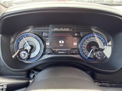 2022 RAM 1500 Limited 4x4 Crew Cab 5'7" Box
