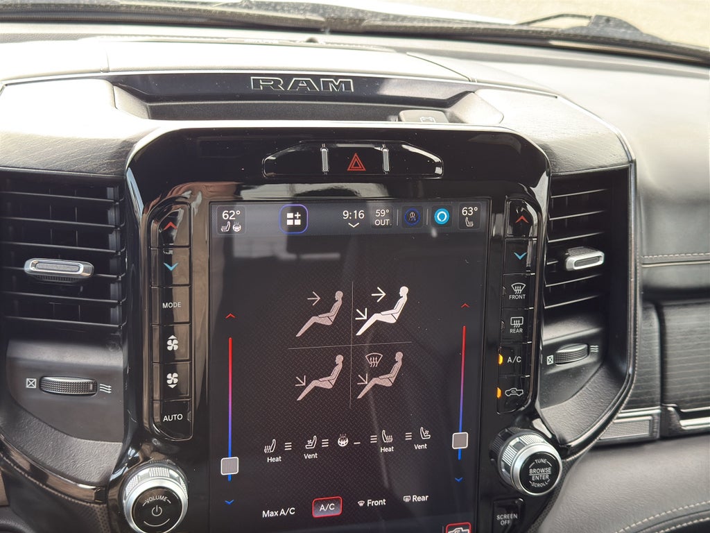 2022 RAM 1500 Limited 4x4 Crew Cab 5'7" Box