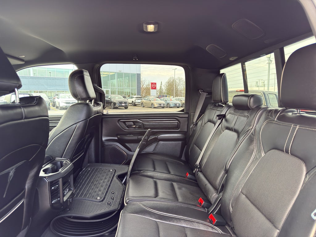 2022 RAM 1500 Limited 4x4 Crew Cab 5'7" Box