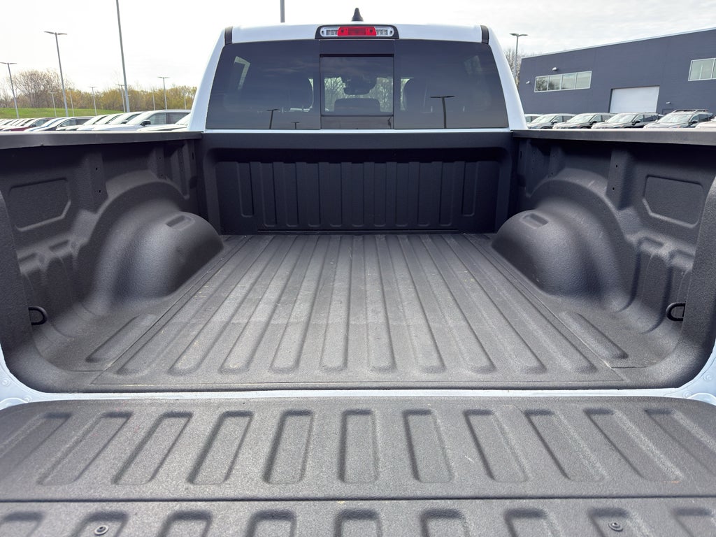 2022 RAM 1500 Limited 4x4 Crew Cab 5'7" Box