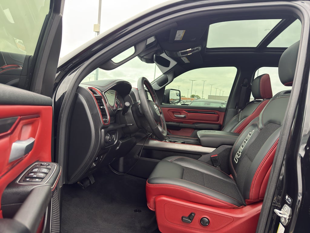 2022 RAM 1500 Rebel 4x4 Crew Cab 5'7" Box