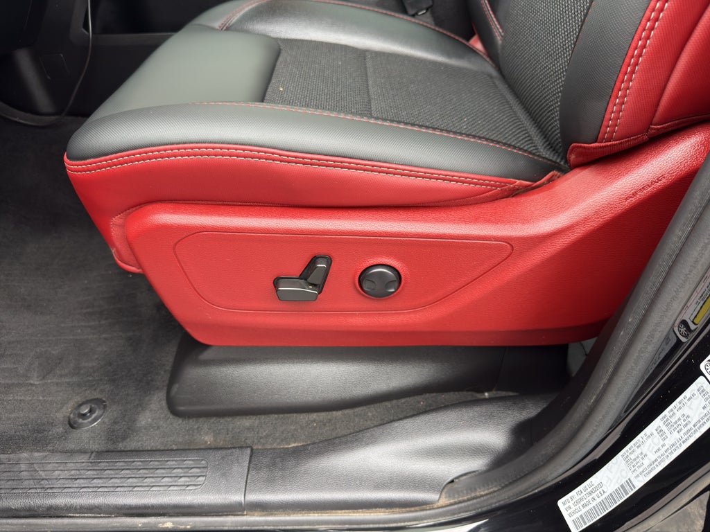 2022 RAM 1500 Rebel 4x4 Crew Cab 5'7" Box
