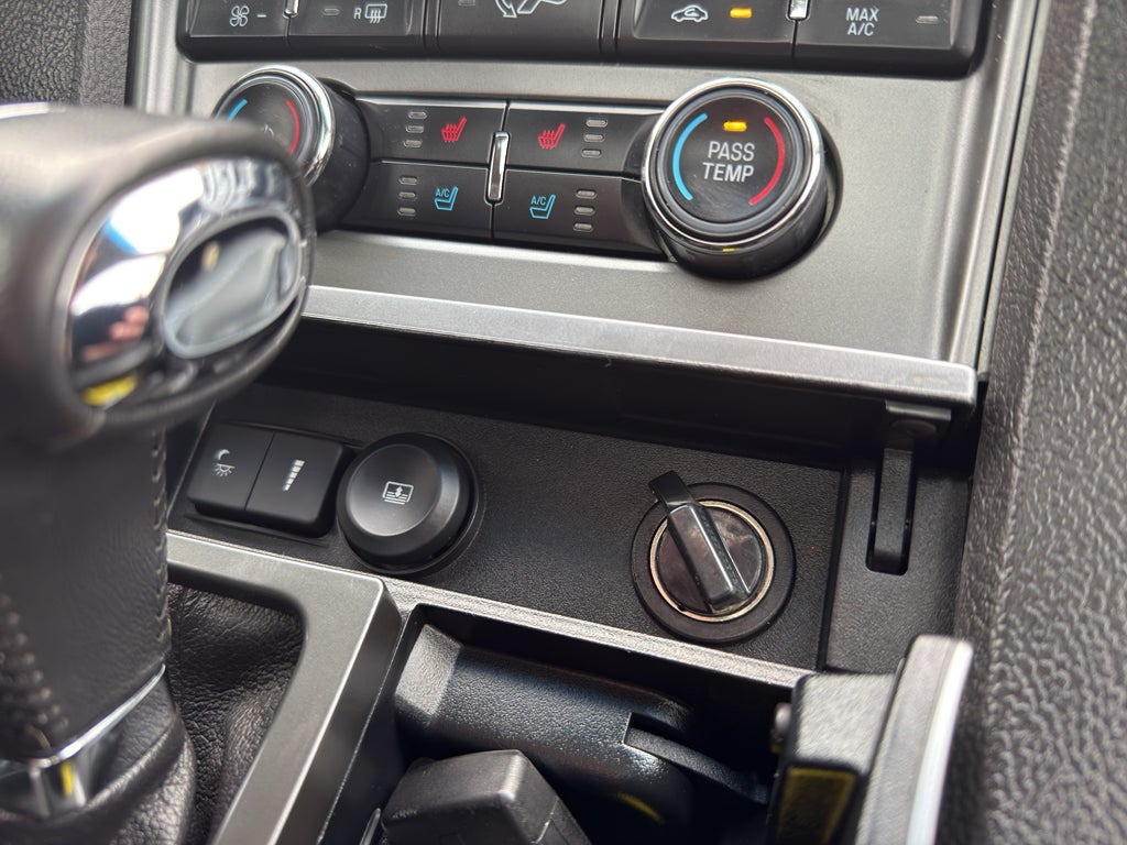 2012 Ford Taurus 4dr Sdn Limited FWD