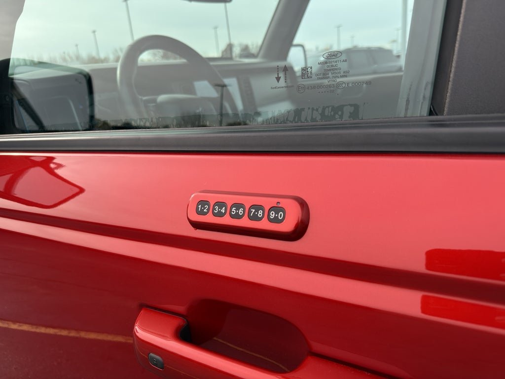 2022 Ford Bronco Outer Banks 4 Door Advanced 4x4