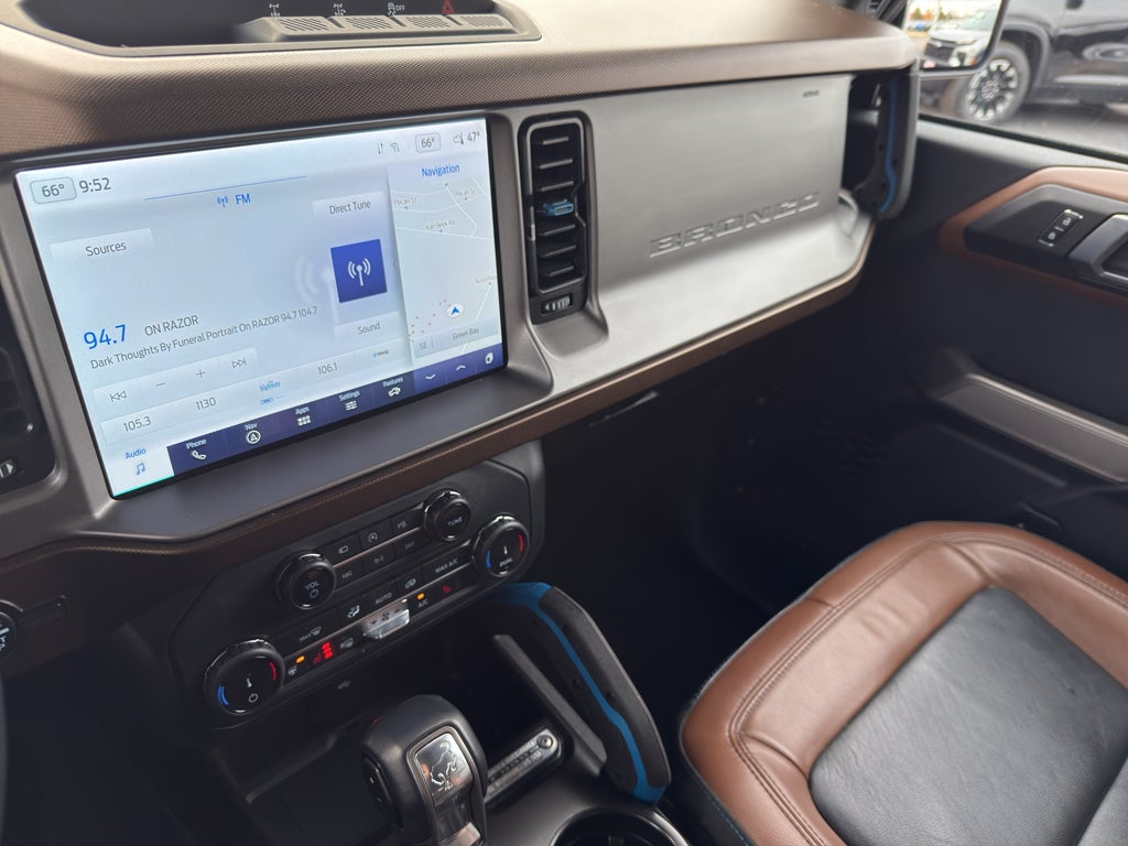 2022 Ford Bronco Outer Banks 4 Door Advanced 4x4