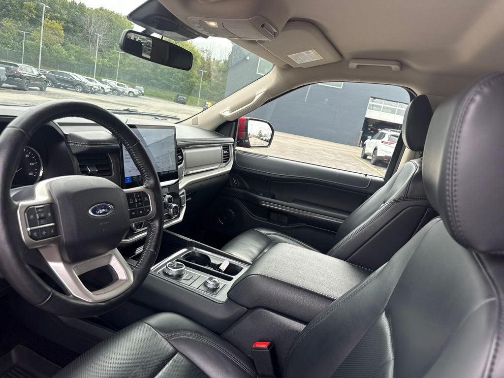 2022 Ford Expedition Max XLT 4x4