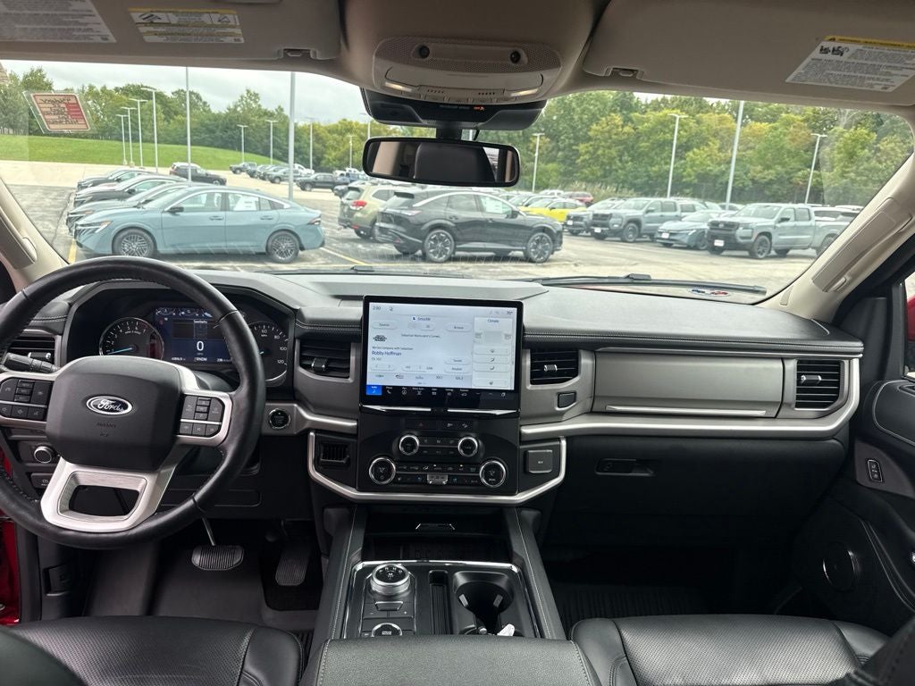 2022 Ford Expedition Max XLT 4x4