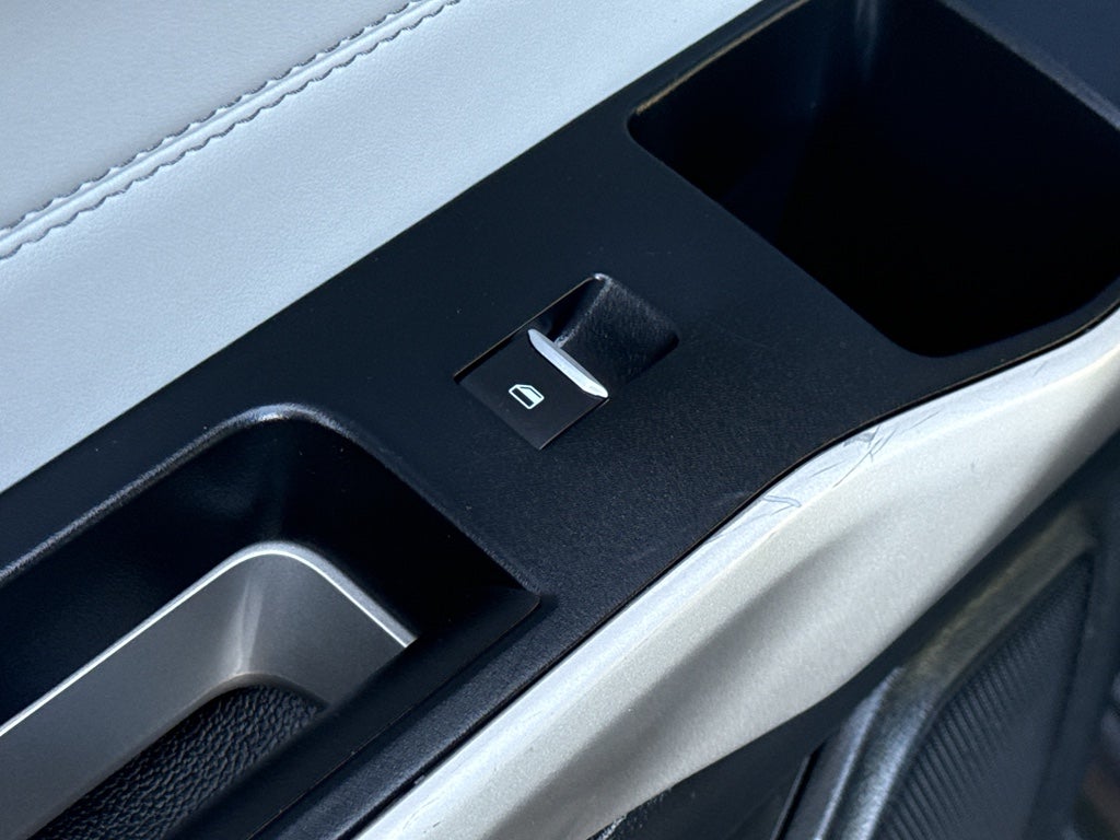 2021 Ford Explorer XLT 4WD