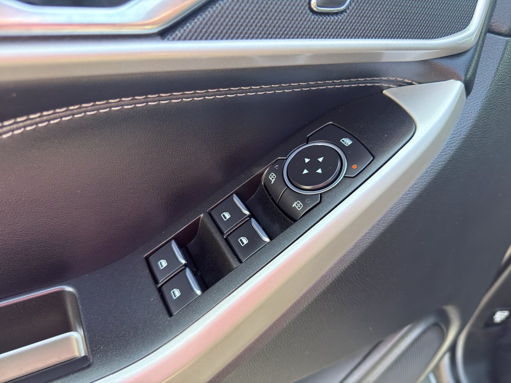 2022 Ford Explorer XLT 4WD