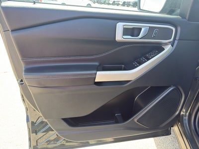 2022 Ford Explorer XLT 4WD