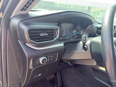 2022 Ford Explorer XLT 4WD