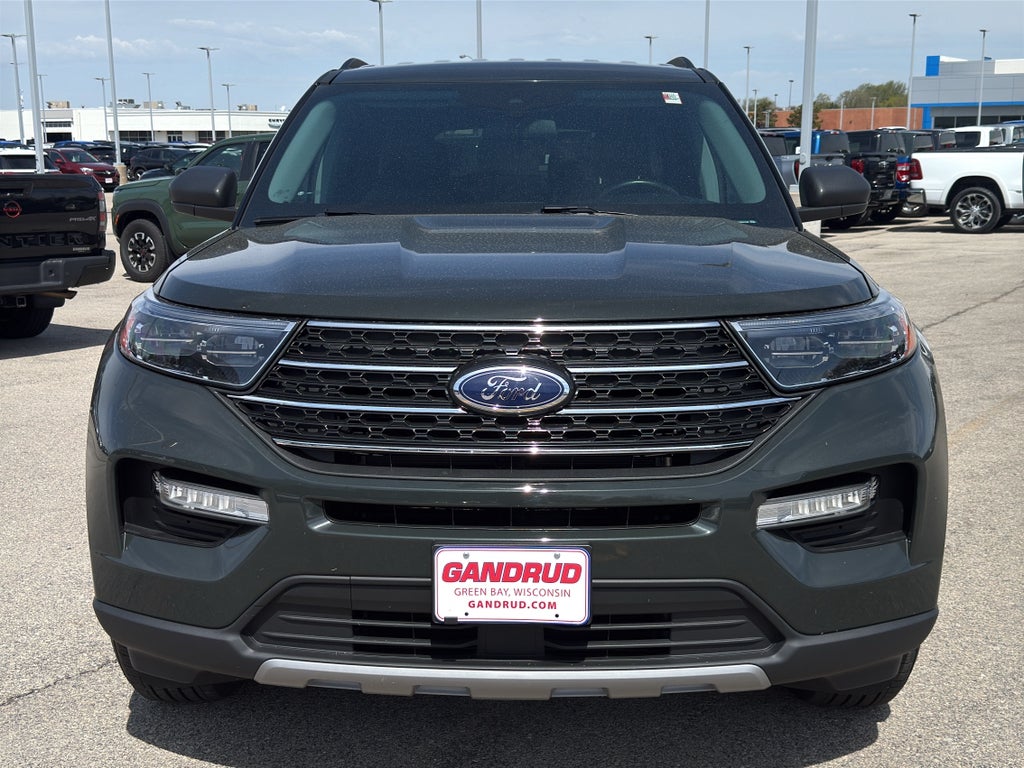 2022 Ford Explorer XLT 4WD