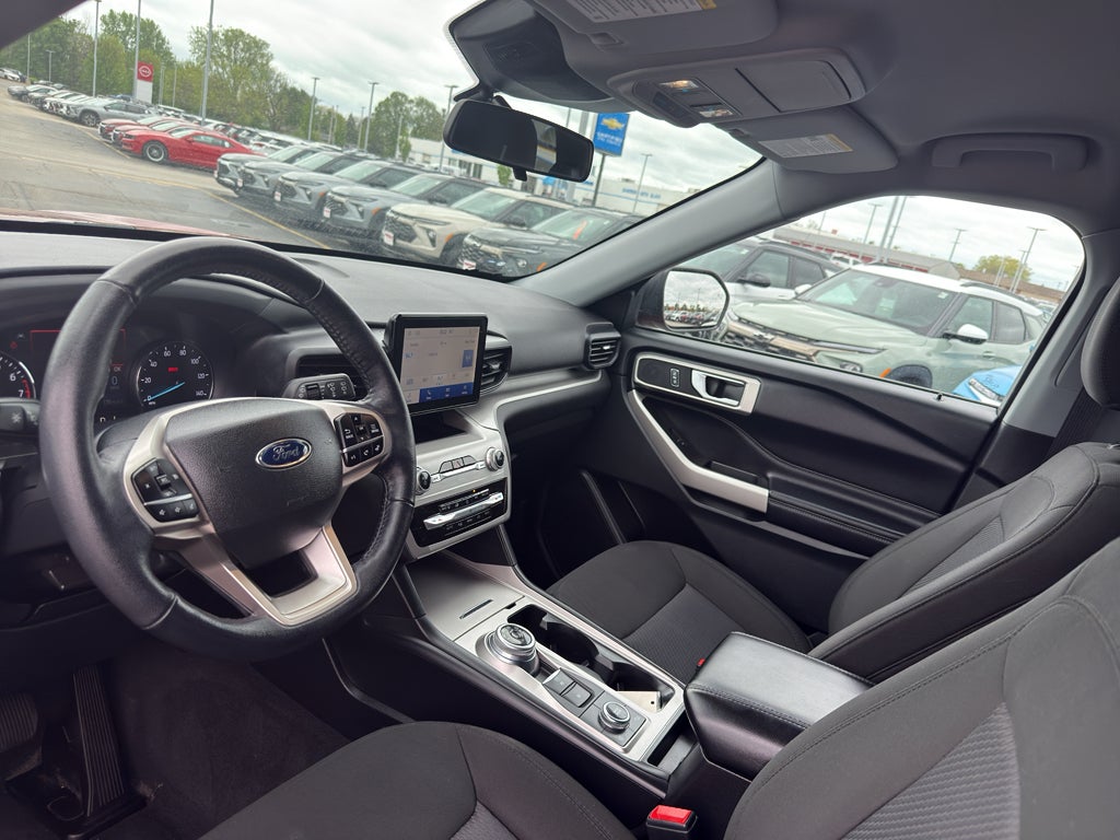 2022 Ford Explorer XLT 4WD
