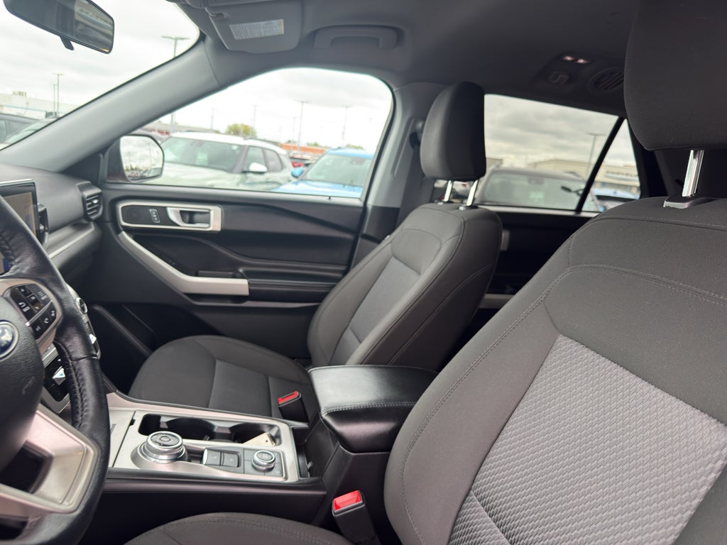 2022 Ford Explorer XLT 4WD