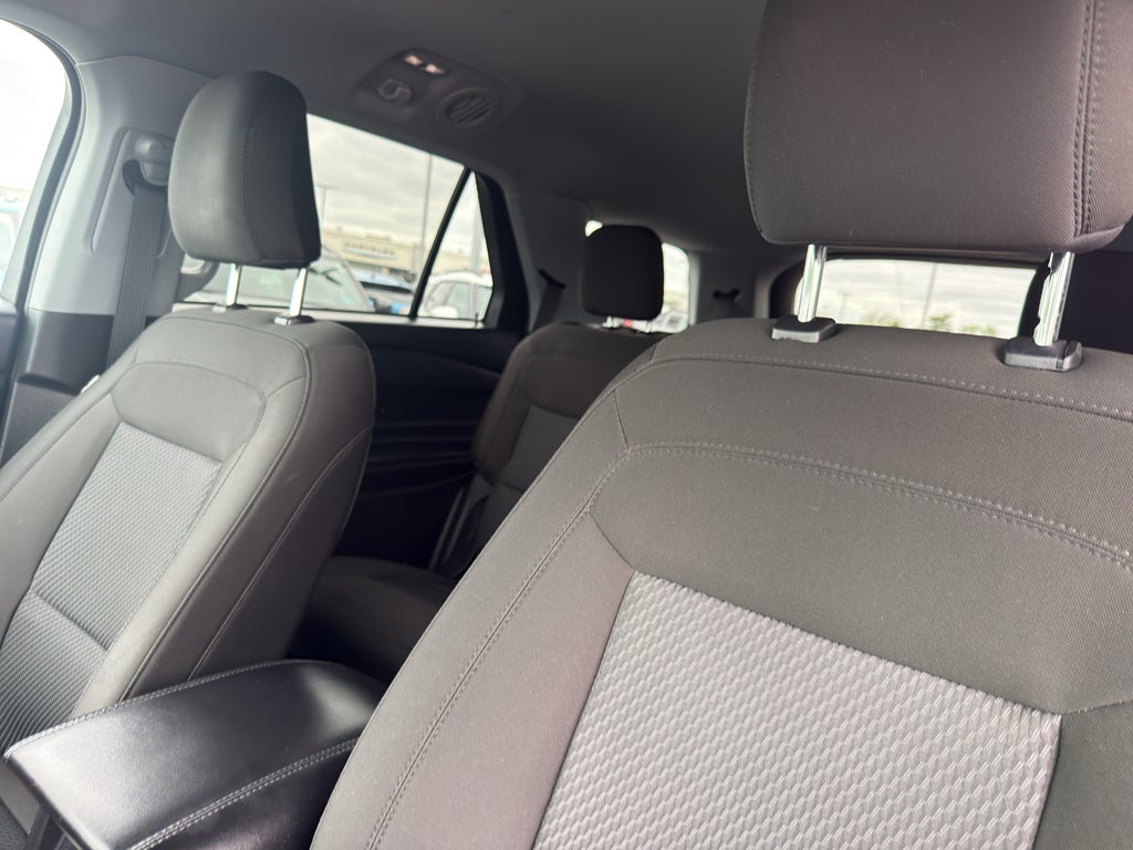 2022 Ford Explorer XLT 4WD