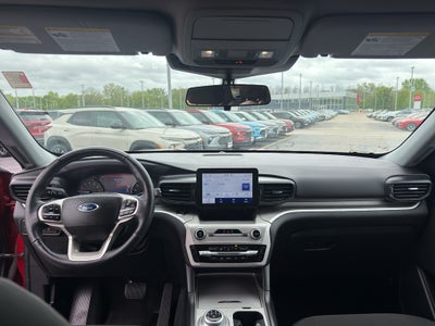 2022 Ford Explorer XLT 4WD
