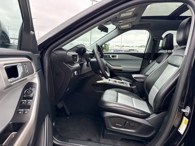 2023 Ford Explorer XLT 4WD