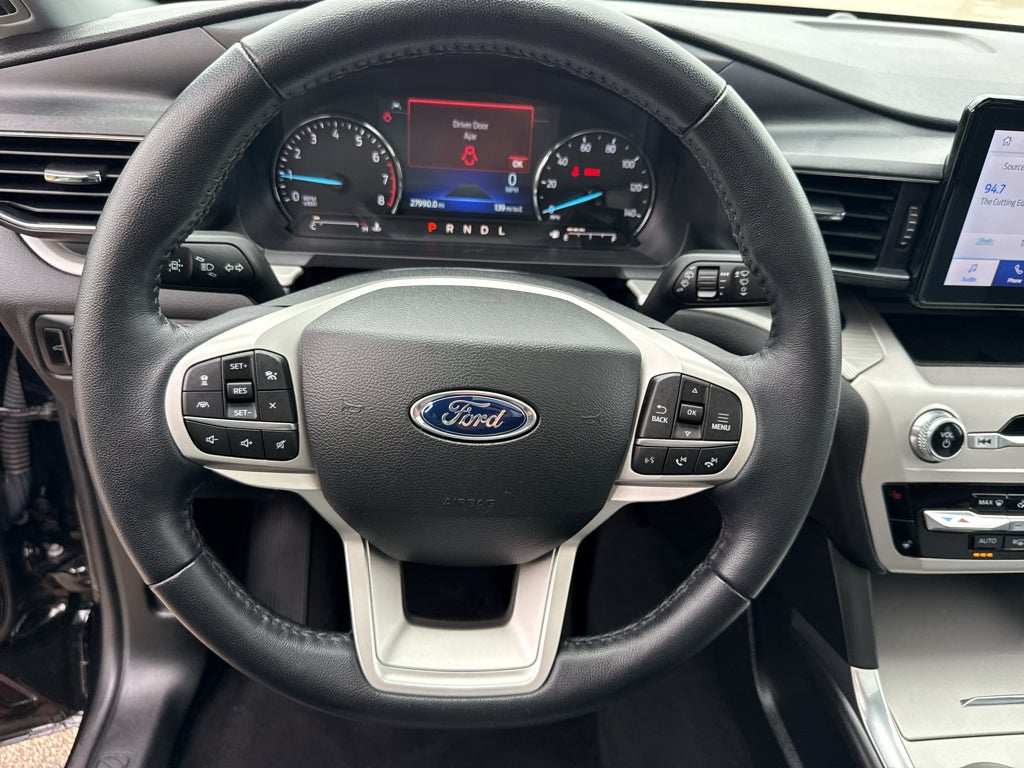 2023 Ford Explorer XLT 4WD