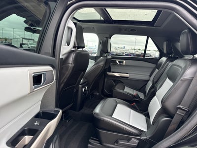 2023 Ford Explorer XLT 4WD