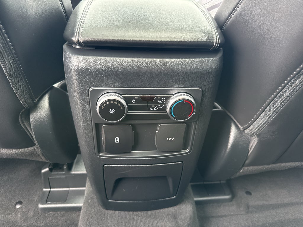2023 Ford Explorer XLT 4WD