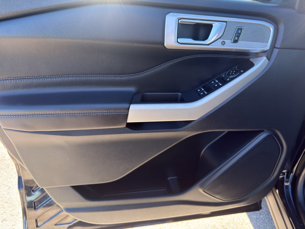 2024 Ford Explorer XLT 4WD