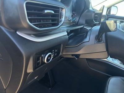 2024 Ford Explorer XLT 4WD