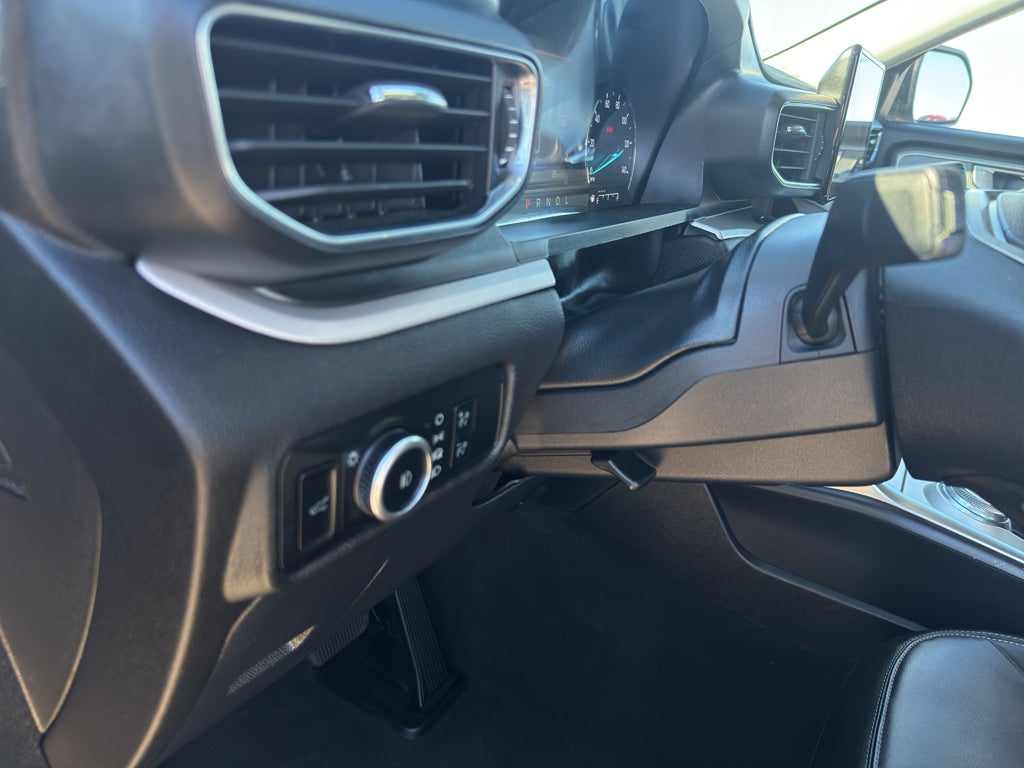 2024 Ford Explorer XLT 4WD