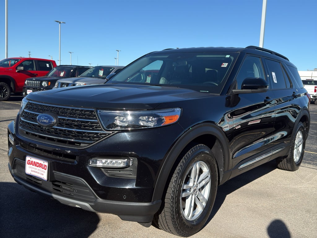 2024 Ford Explorer XLT 4WD