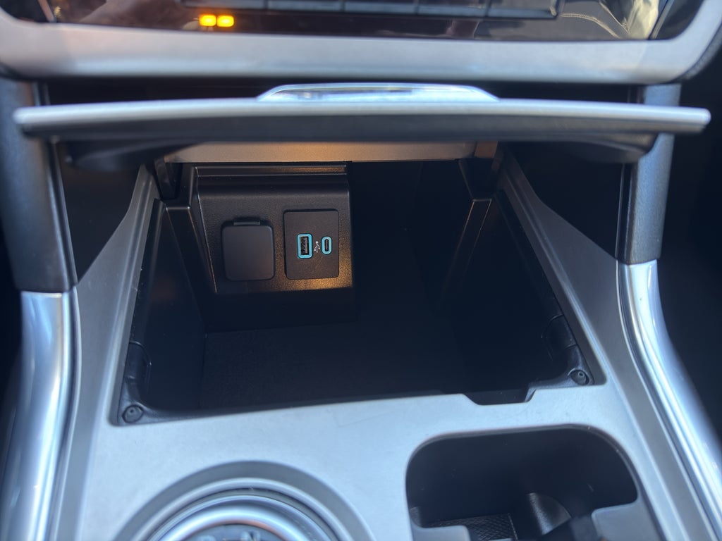 2024 Ford Explorer XLT 4WD