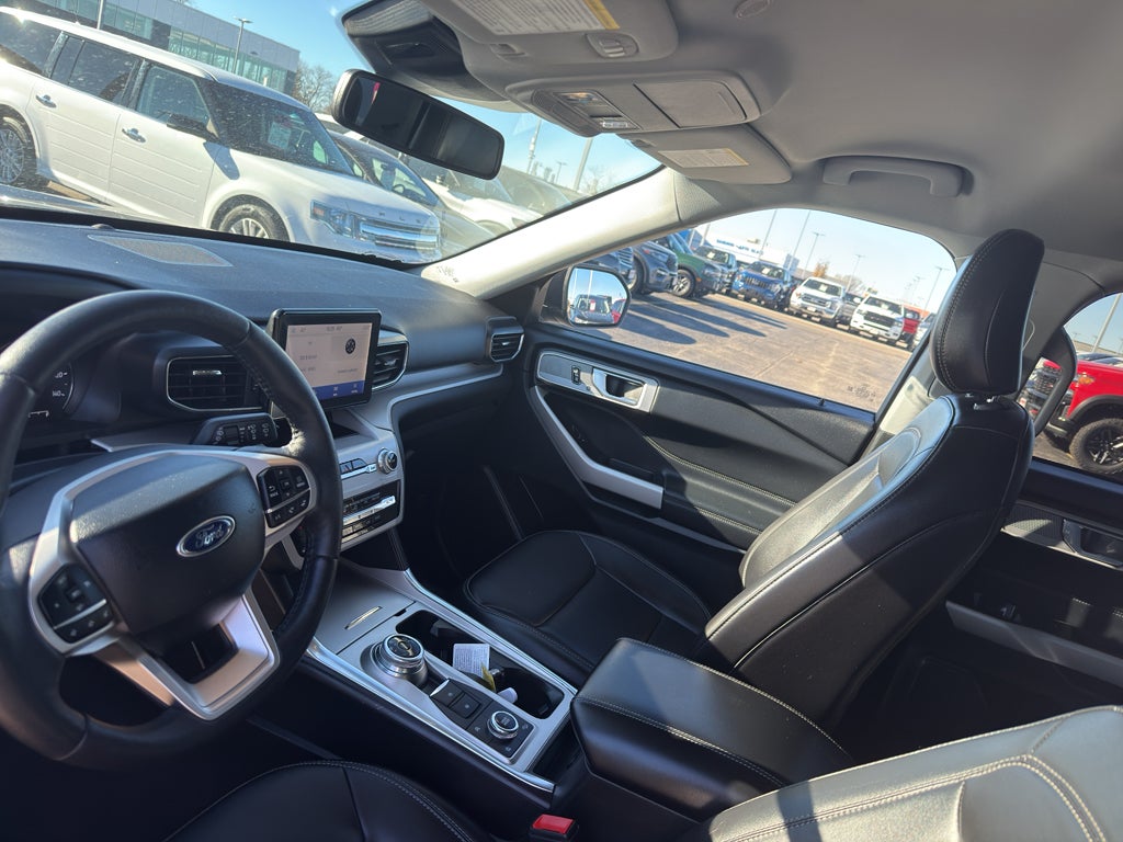 2024 Ford Explorer XLT 4WD