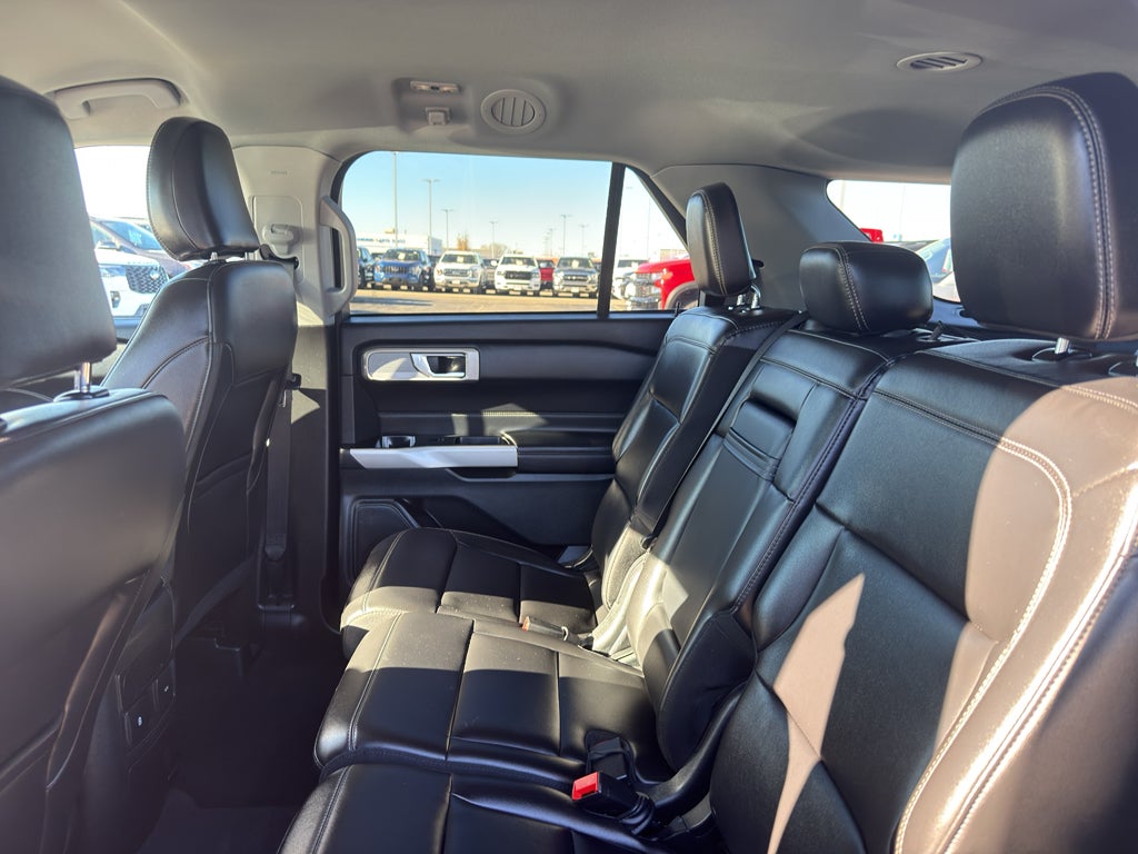 2024 Ford Explorer XLT 4WD
