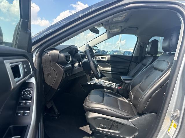 2023 Ford Explorer XLT 4WD