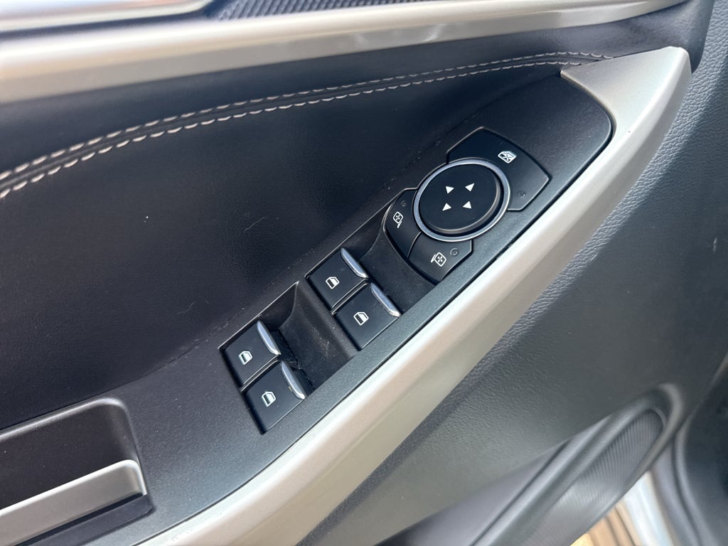 2023 Ford Explorer XLT 4WD