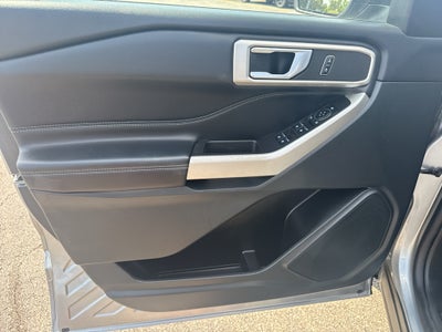 2023 Ford Explorer XLT 4WD