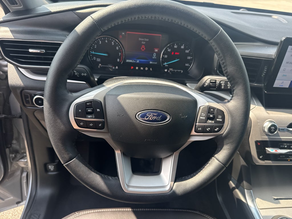 2023 Ford Explorer XLT 4WD