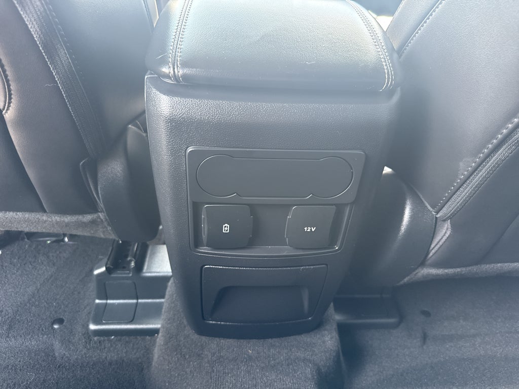 2023 Ford Explorer XLT 4WD