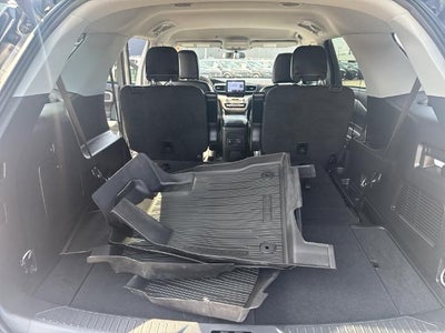 2023 Ford Explorer XLT 4WD