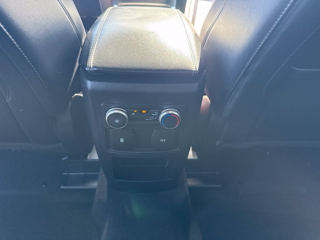 2021 Ford Explorer XLT 4WD