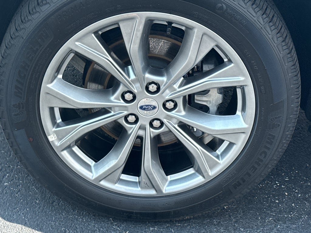 2022 Ford Explorer XLT 4WD