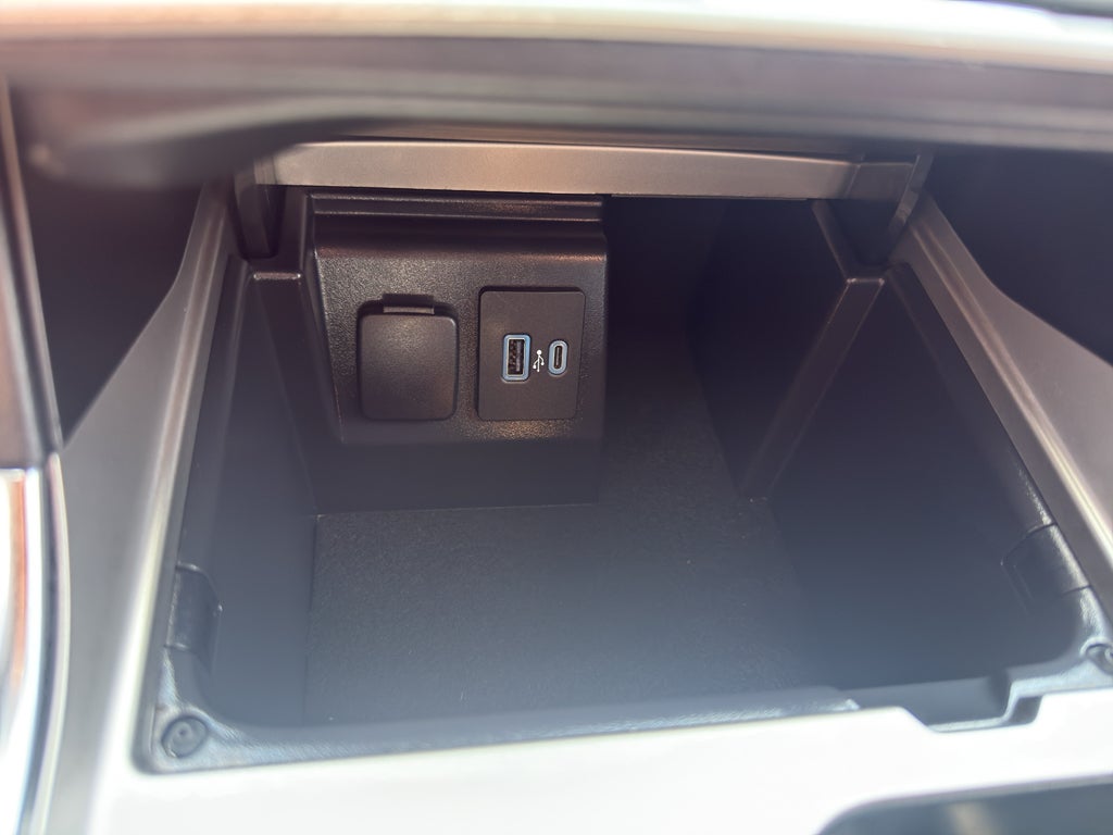 2022 Ford Explorer XLT 4WD