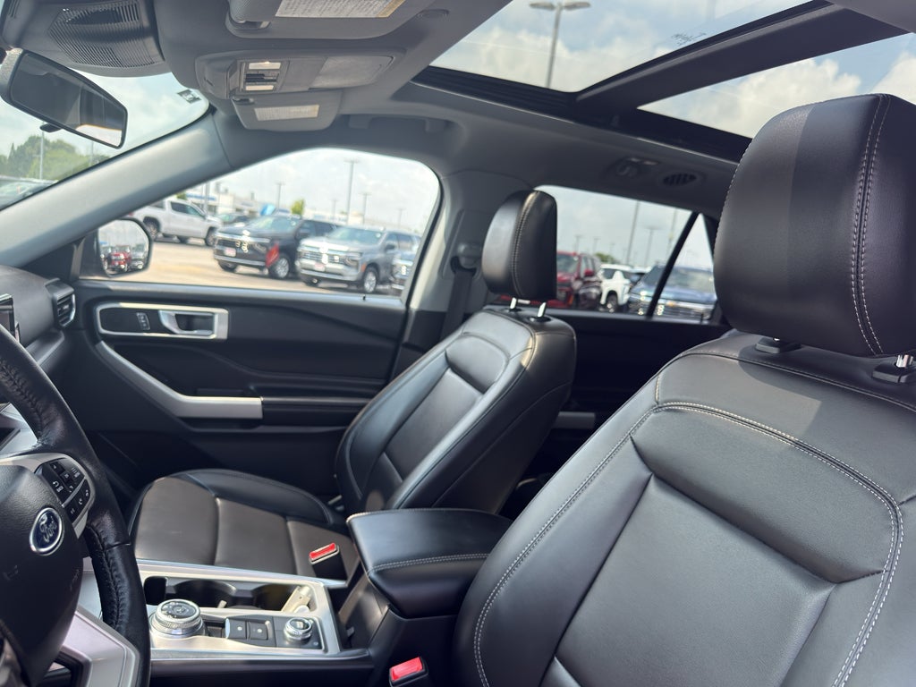 2022 Ford Explorer XLT 4WD