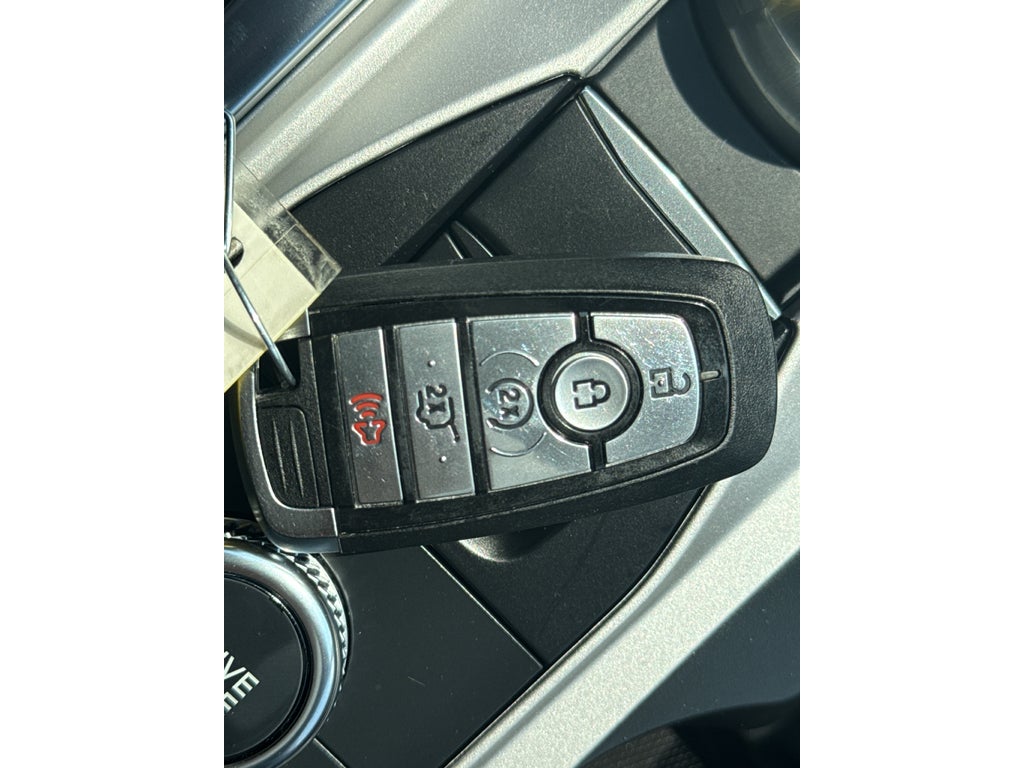 2022 Ford Explorer XLT 4WD