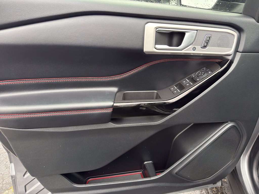 2022 Ford Explorer ST-Line 4WD