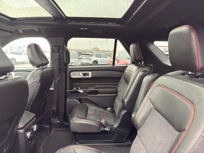 2022 Ford Explorer ST-Line 4WD