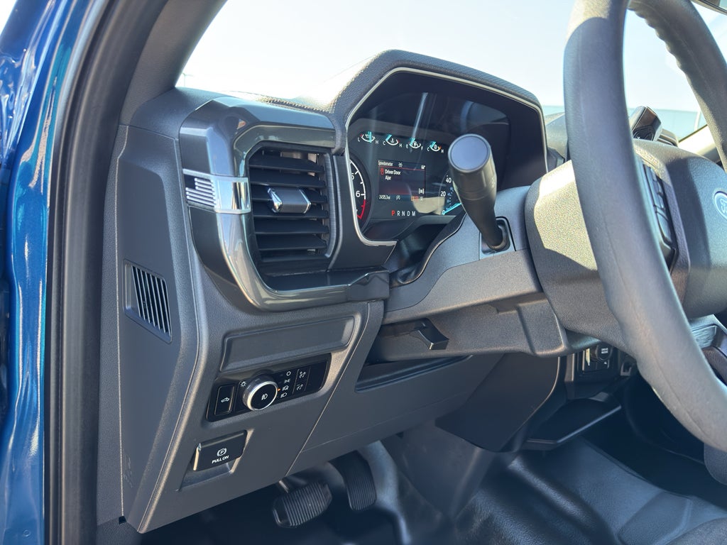 2023 Ford F-150 XL 4WD SuperCrew 5.5' Box