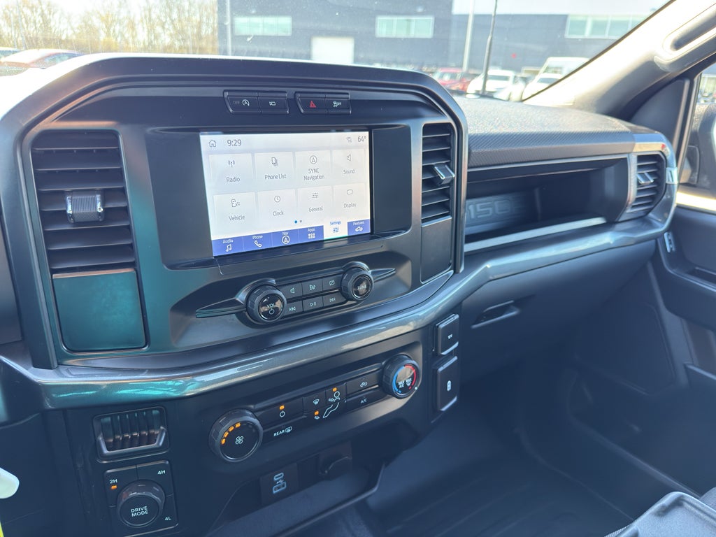 2023 Ford F-150 XL 4WD SuperCrew 5.5' Box