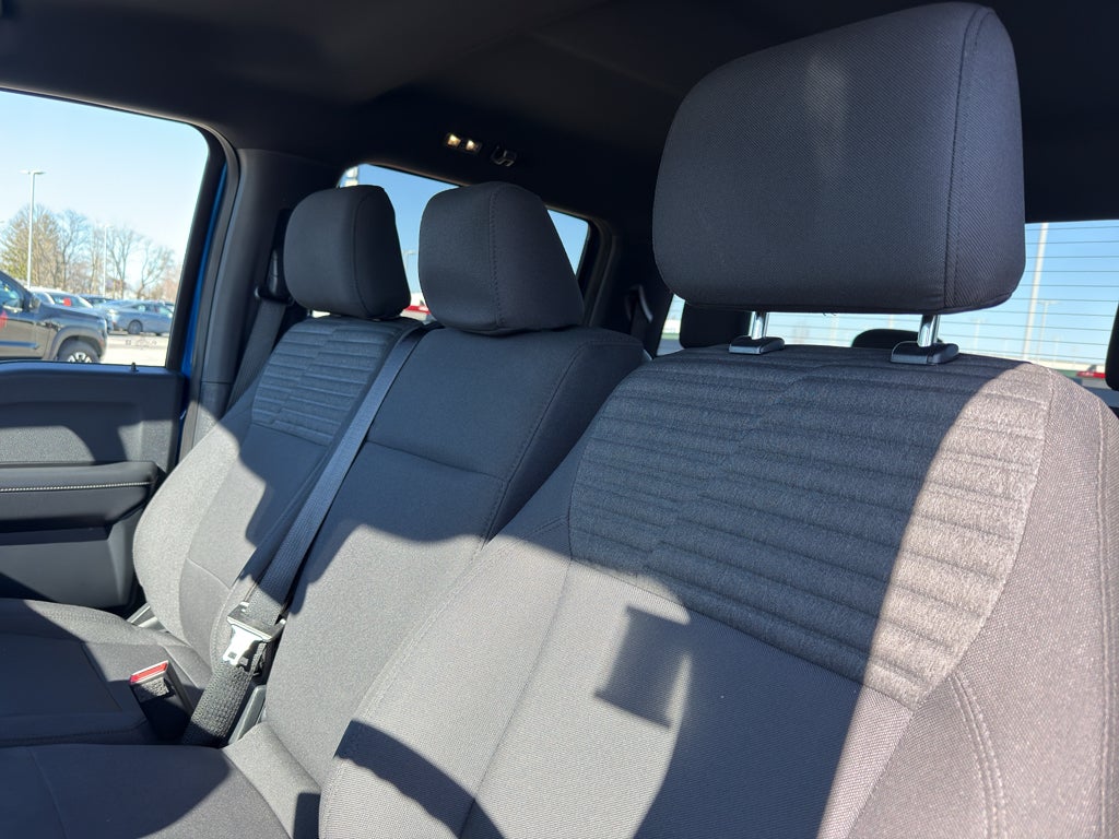 2023 Ford F-150 XL 4WD SuperCrew 5.5' Box