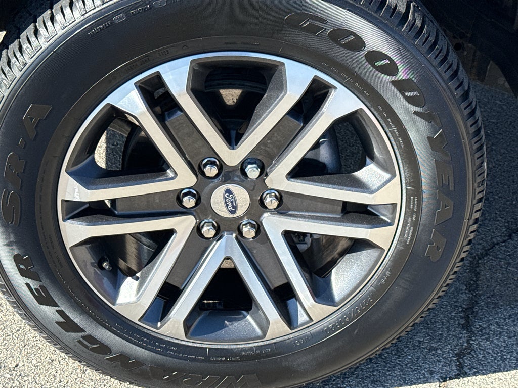 2023 Ford F-150 XL 4WD SuperCrew 5.5' Box