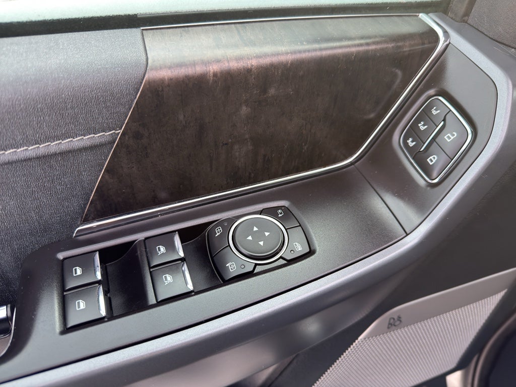 2021 Ford F-150 LARIAT 4WD SuperCrew 5.5' Box