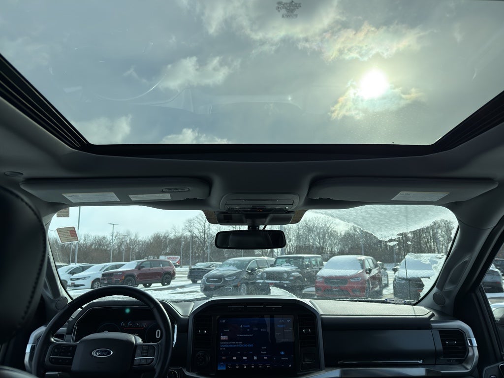 2021 Ford F-150 LARIAT 4WD SuperCrew 5.5' Box